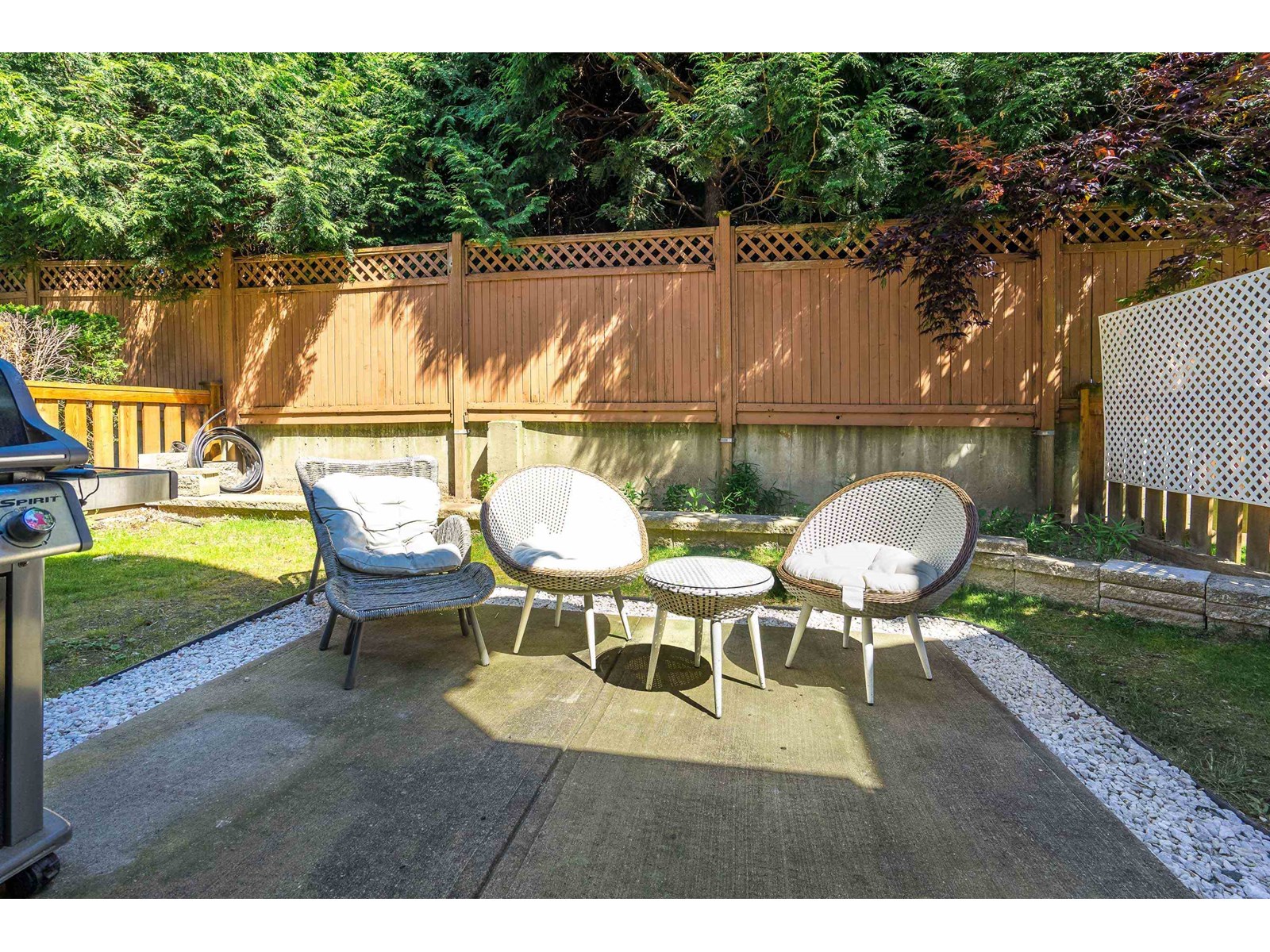 Photo 15 of 30 19977 71 Avenue, Langley BC