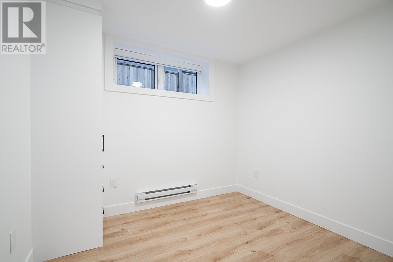 Photo 29 of 2331 E 49th Avenue, Vancouver BC