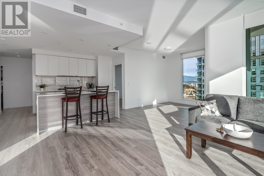 Photo 2 of 3907 680 Quayside Drive, New Westminster BC