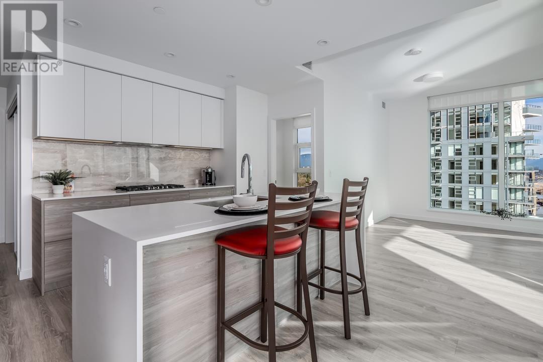 Photo 5 of 3907 680 Quayside Drive, New Westminster BC