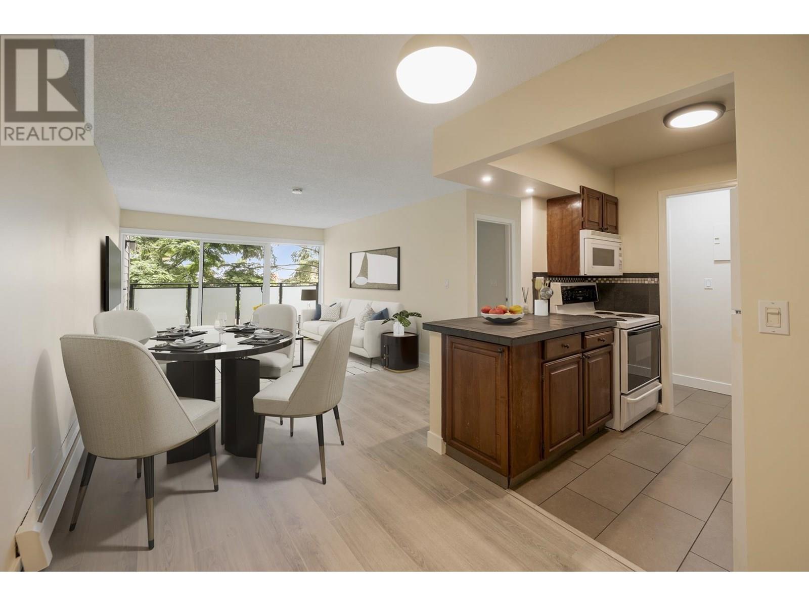 Photo 18 of 302 1066 E 8th Avenue, Vancouver BC