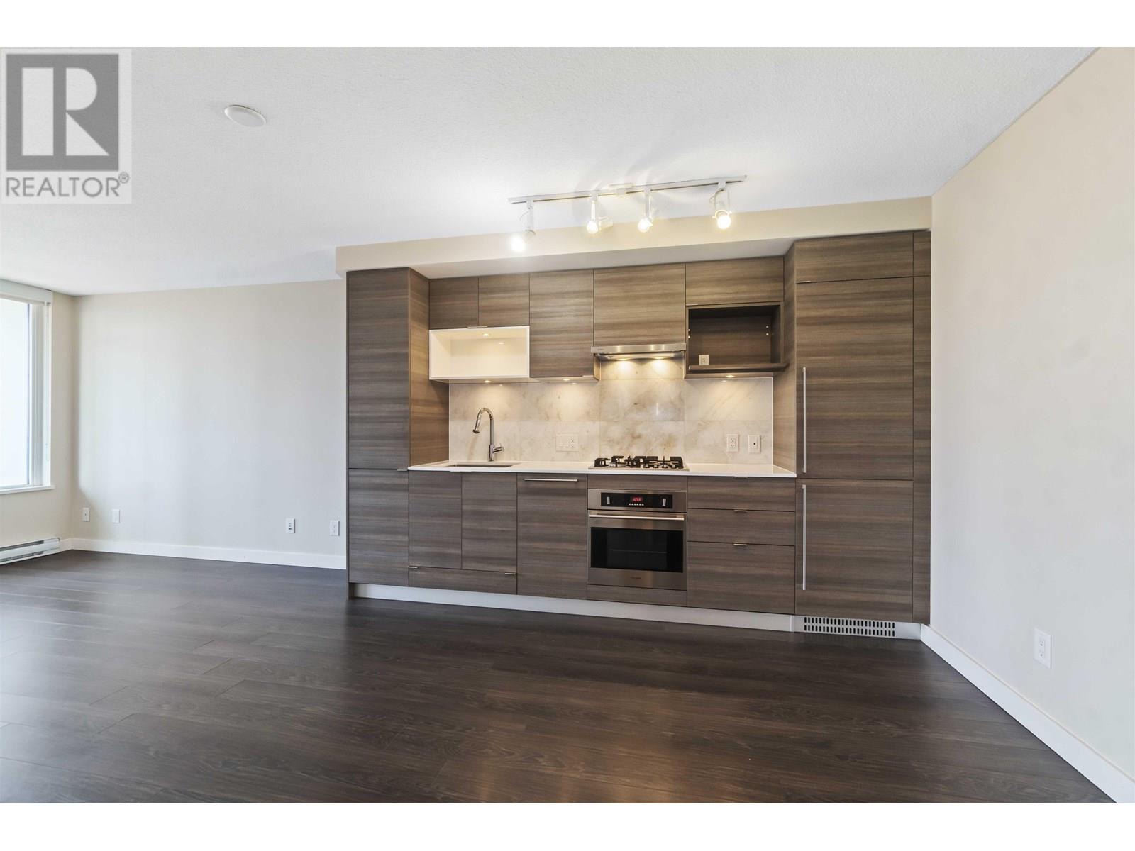 Photo 8 of 1107 602 Como Lake Avenue, Coquitlam BC