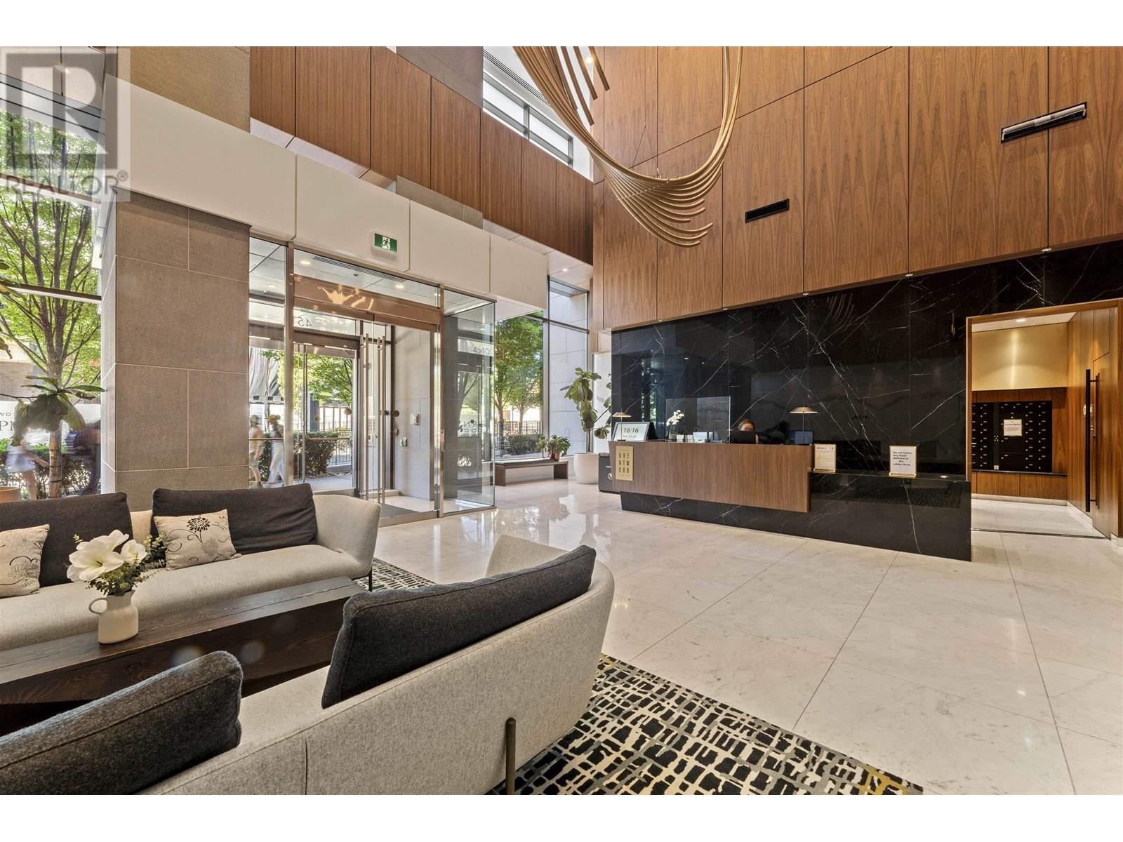 4805 4510 HALIFAX Way - photo 2