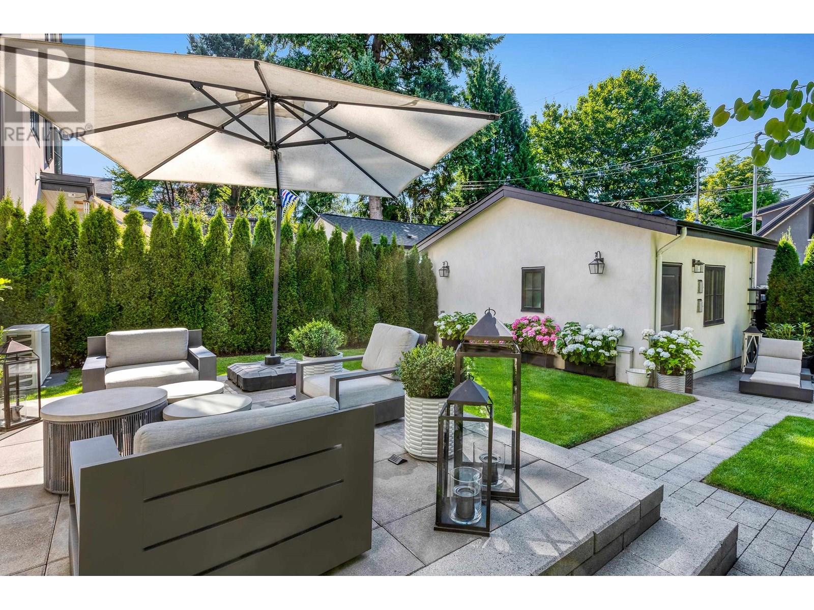 Photo 19 of 2720 Stephens Street, Vancouver BC