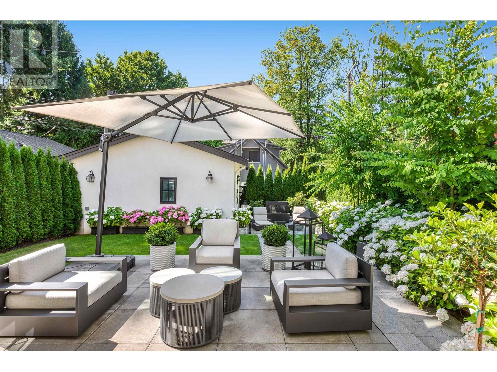 Photo 21 of 2720 Stephens Street, Vancouver BC