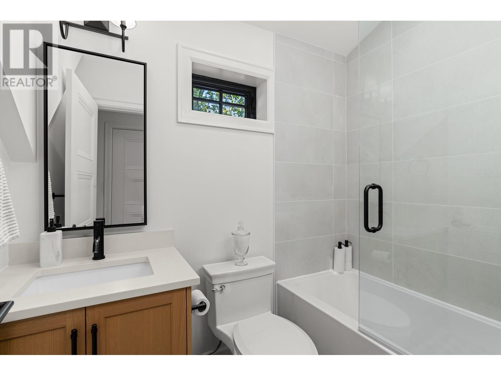 Photo 32 of 2720 Stephens Street, Vancouver BC