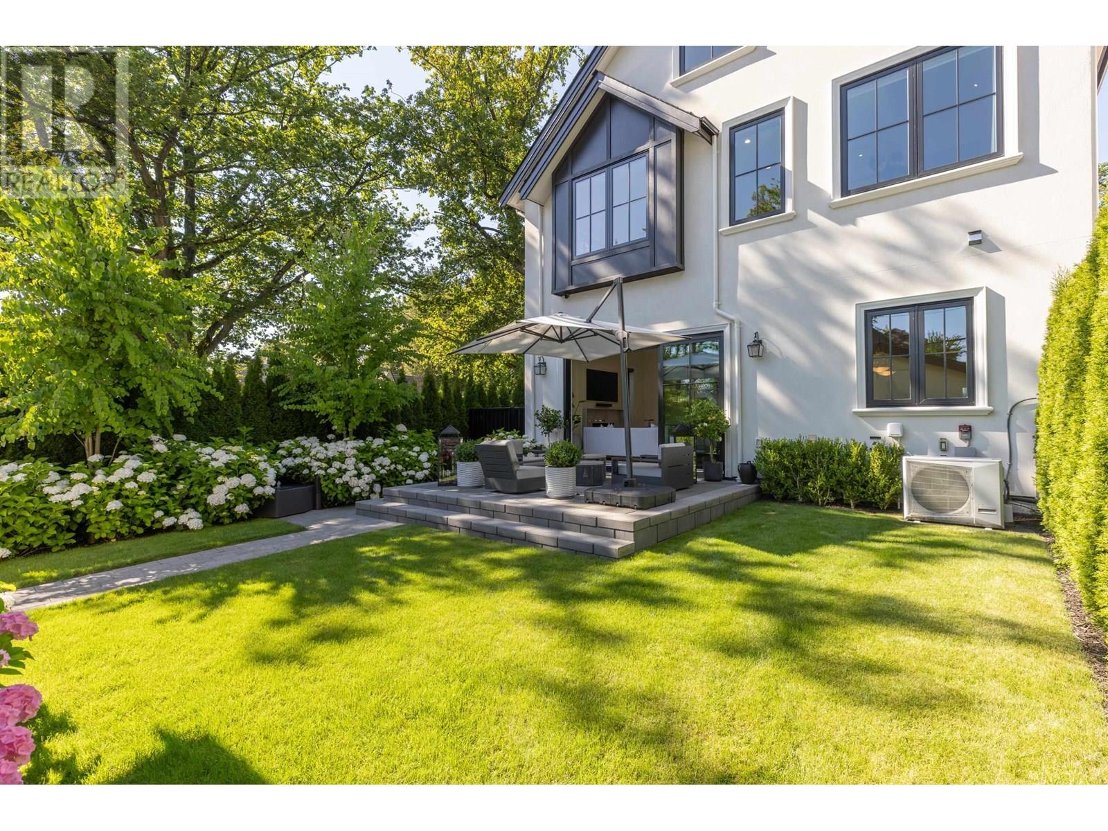 Photo 34 of 2720 Stephens Street, Vancouver BC