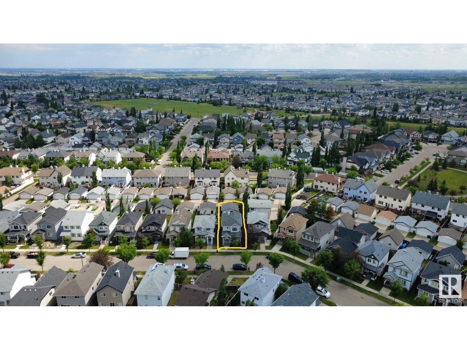 Photo 25 of 5596 Stevens Cr Nw, Edmonton AB