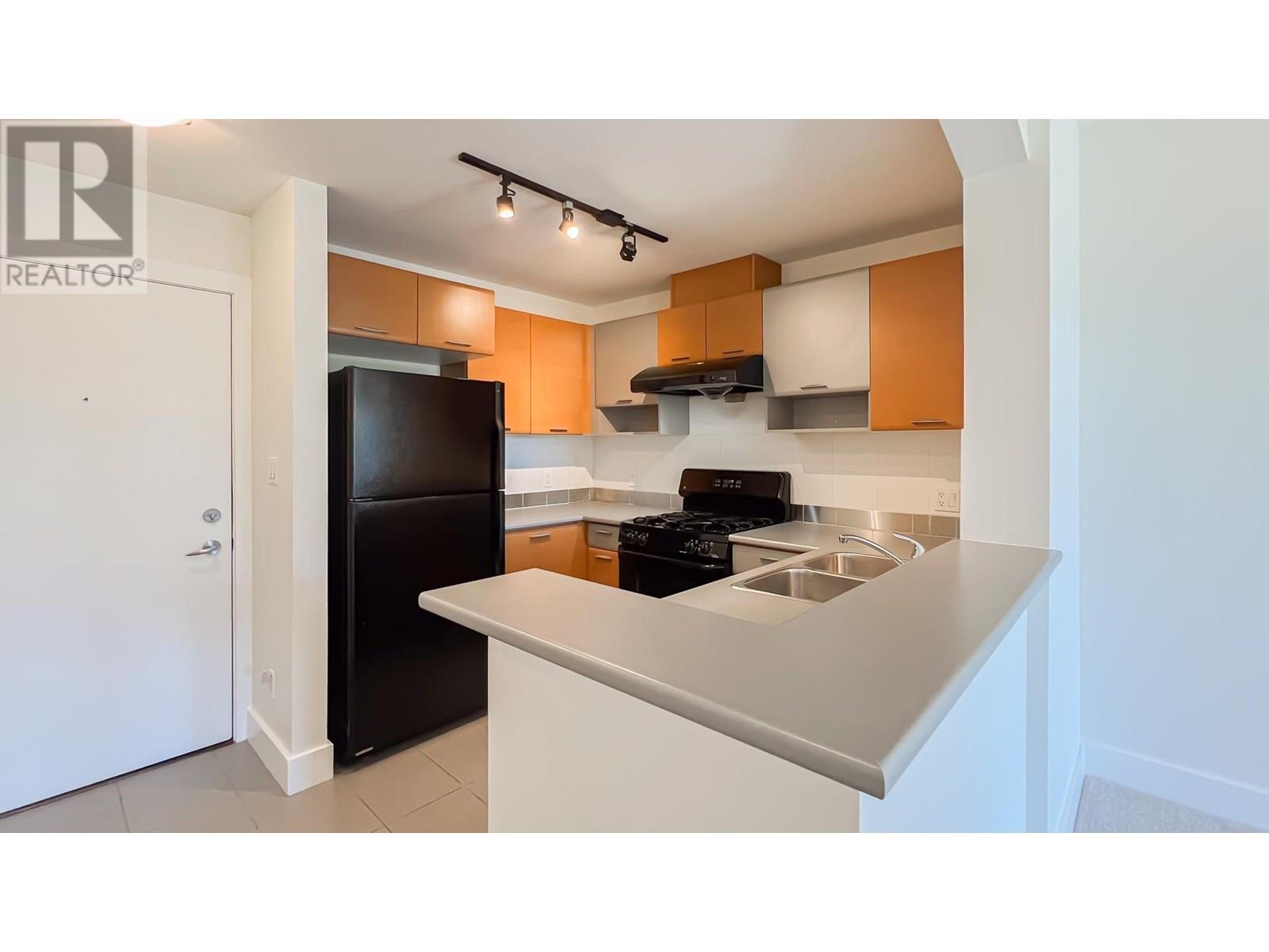 Photo 10 of 327 6033 Katsura Street, Richmond BC