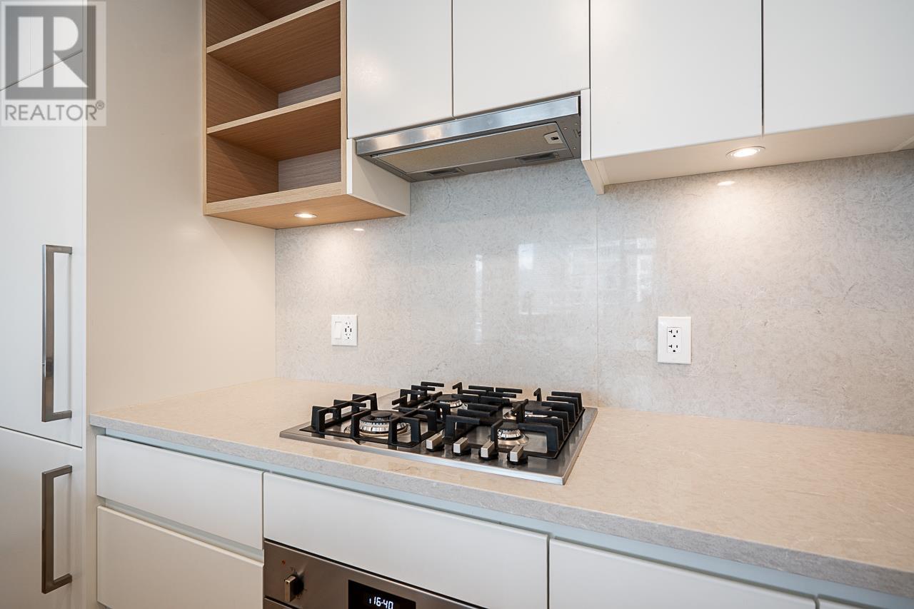 Photo 4 of 2101 4433 Alaska Street, Burnaby BC