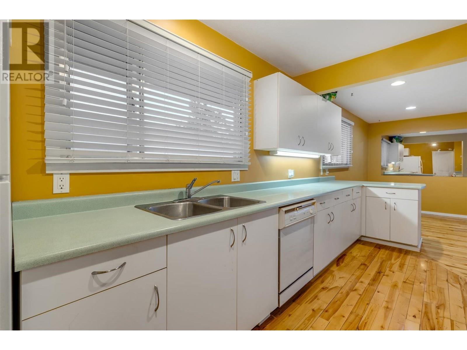 Photo 17 of 215 Mugford Road, Kelowna BC