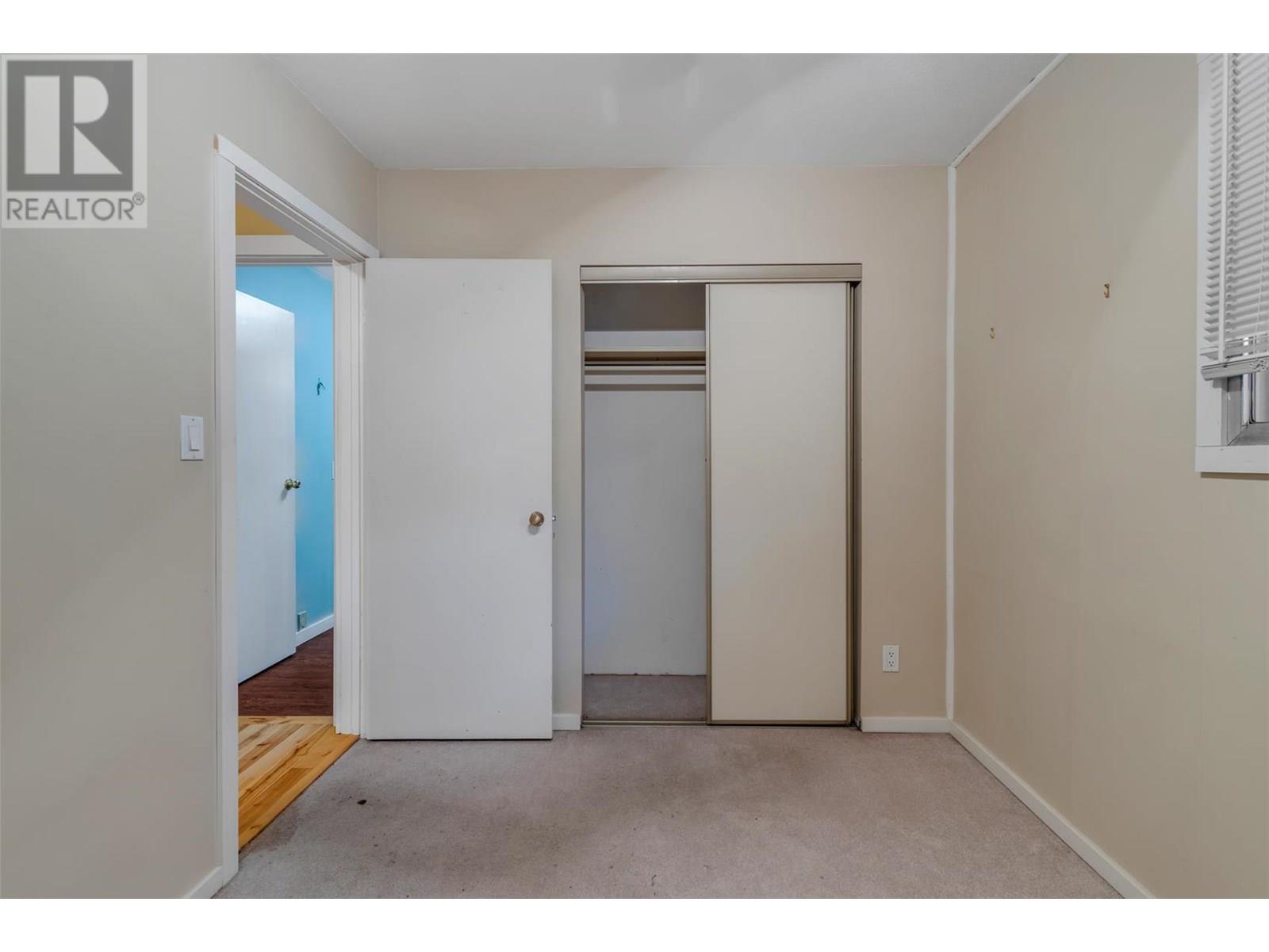 Photo 34 of 215 Mugford Road, Kelowna BC