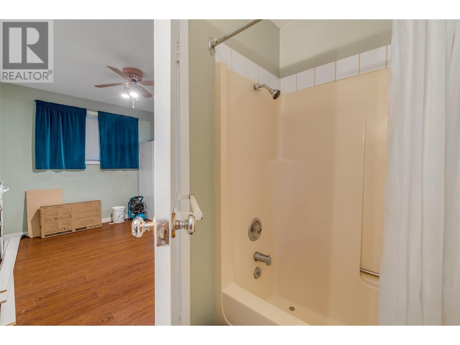 Photo 5 of 215 Mugford Road, Kelowna BC