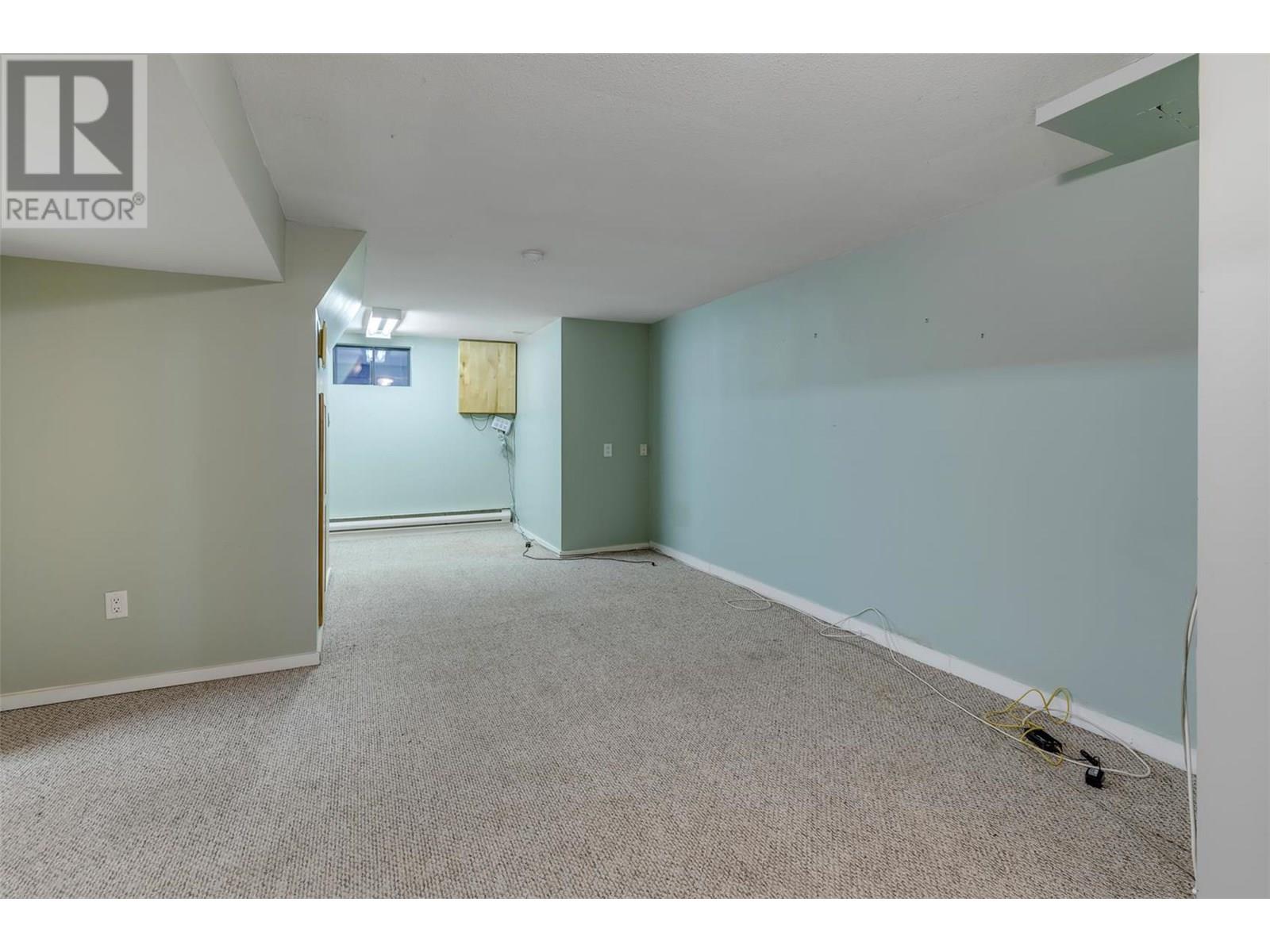 Photo 20 of 215 Mugford Road, Kelowna BC
