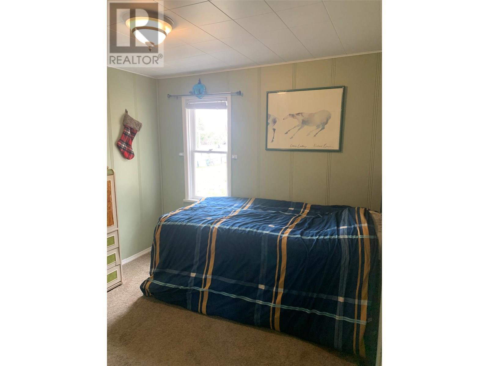 572 6 Highway, Nakusp