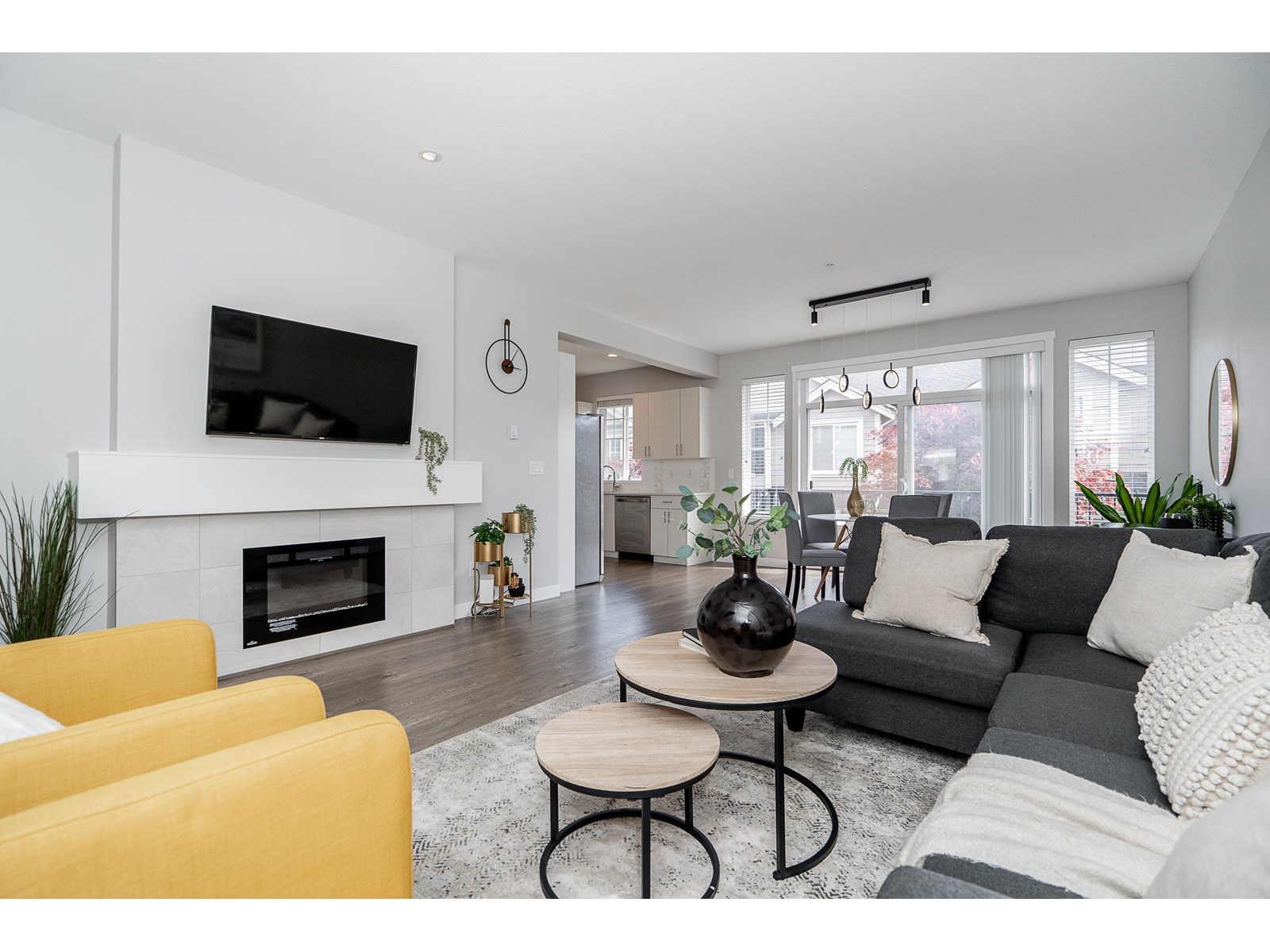 Photo 4 of 50 7169 208 A Avenue, Langley BC