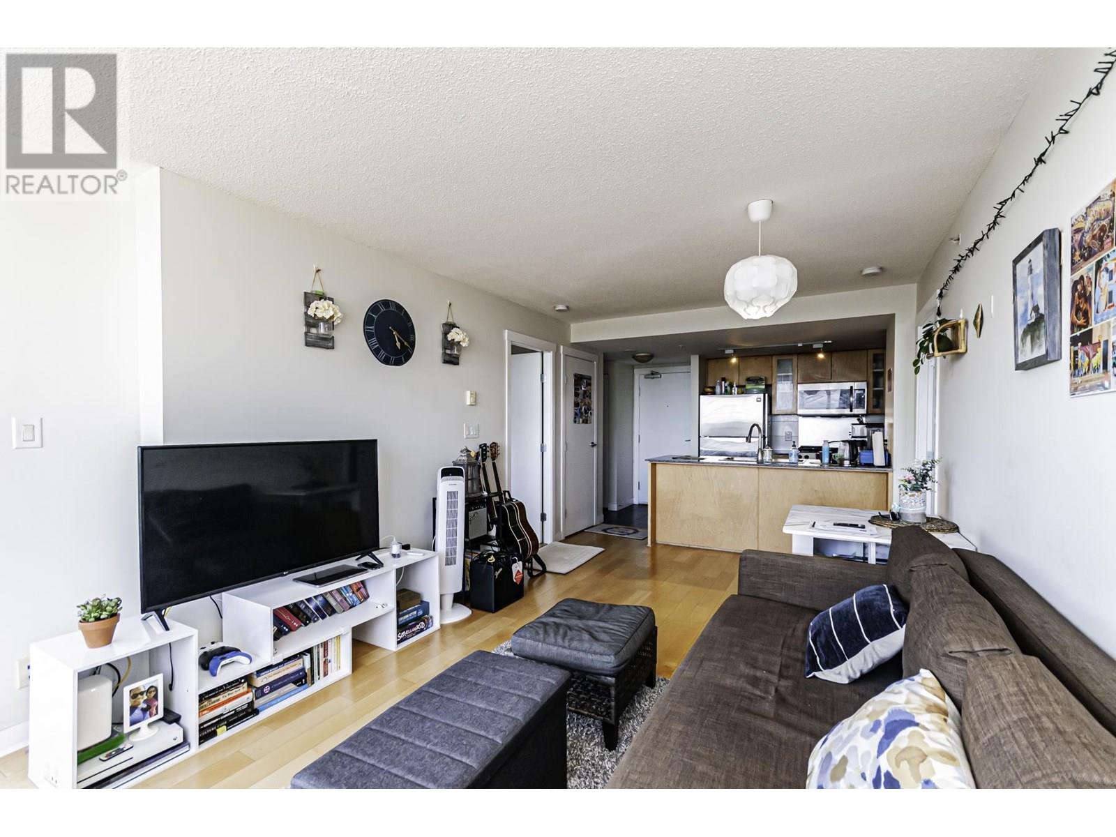 Photo 16 of 1005 7555 Alderbridge Way, Richmond BC