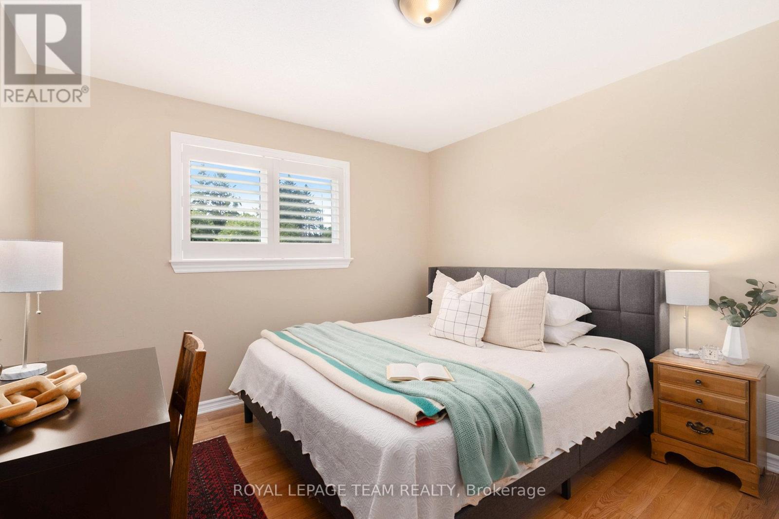 Photo 19 of 124 Stonewalk Drive, North Grenville ON