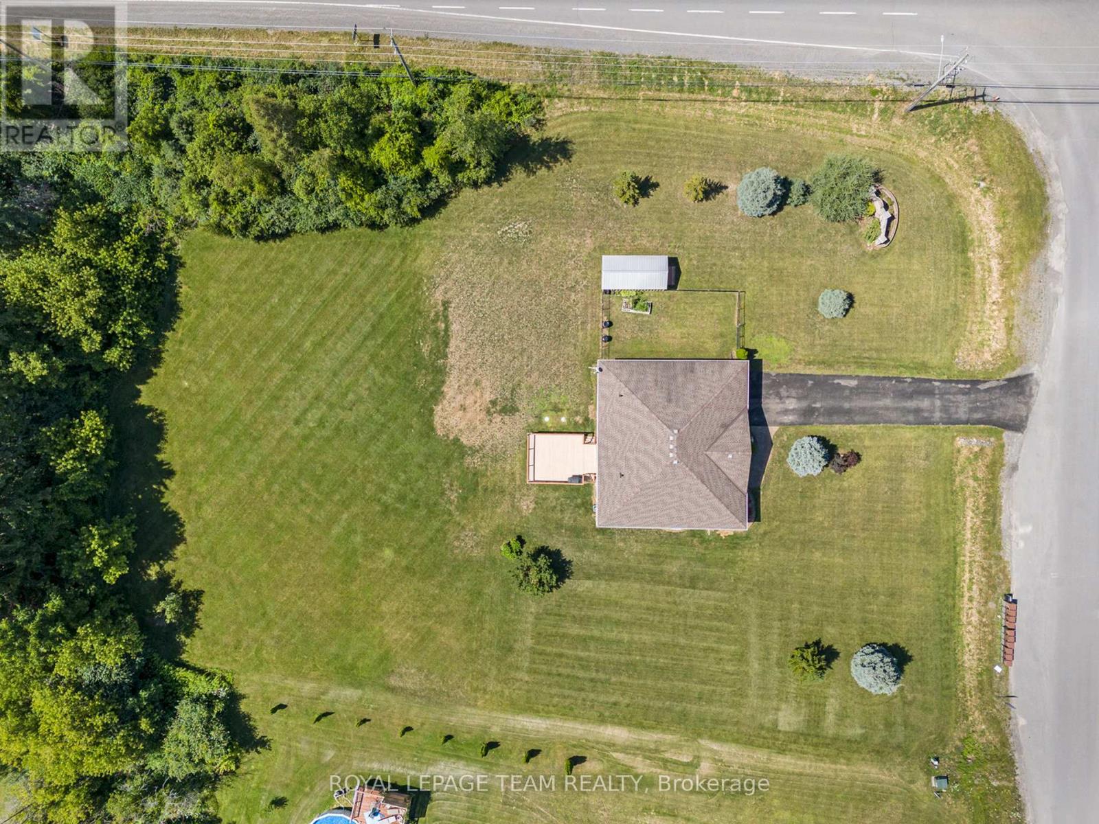 Photo 35 of 124 Stonewalk Drive, North Grenville ON