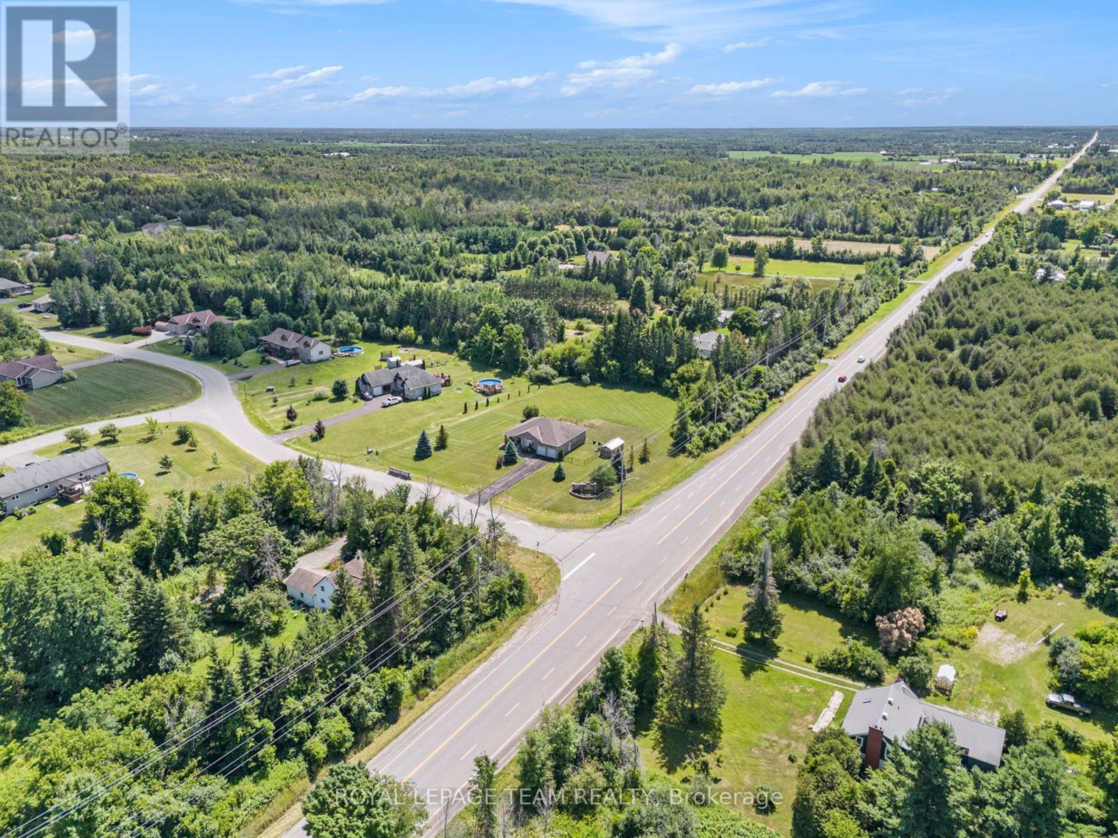Photo 33 of 124 Stonewalk Drive, North Grenville ON