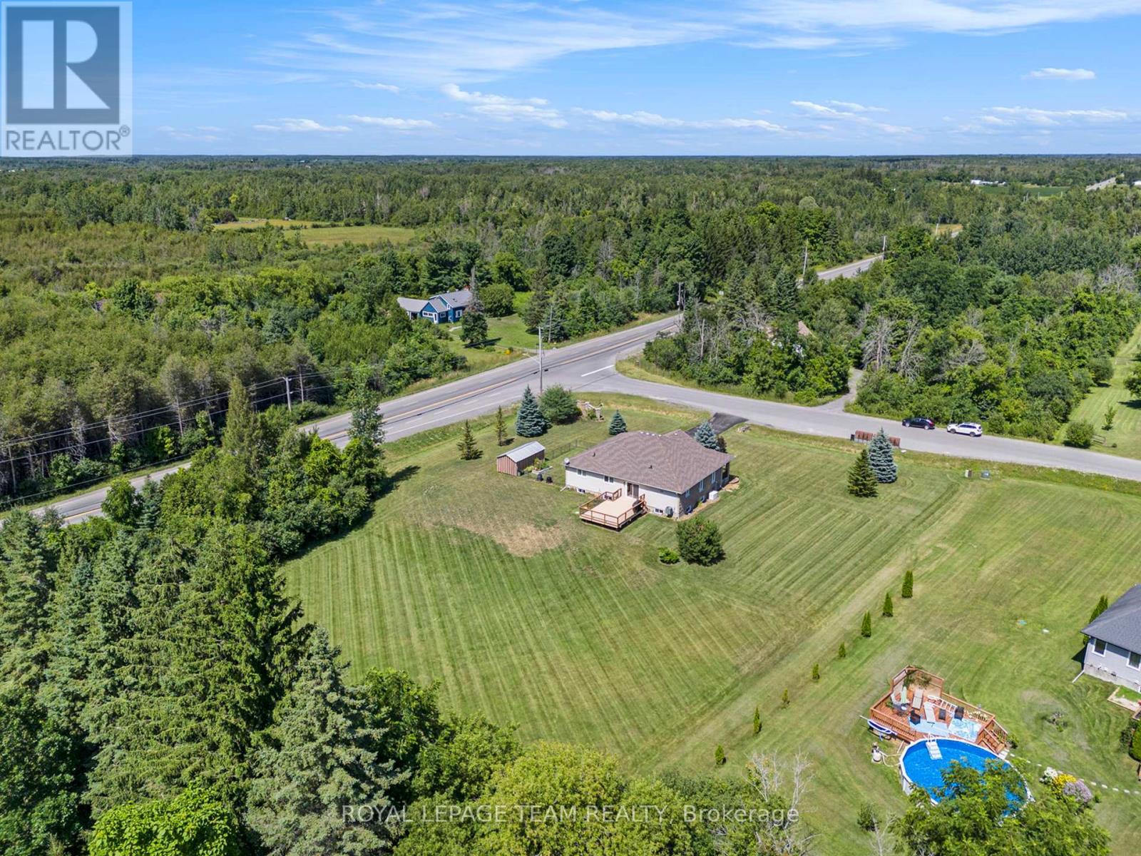 Photo 37 of 124 Stonewalk Drive, North Grenville ON