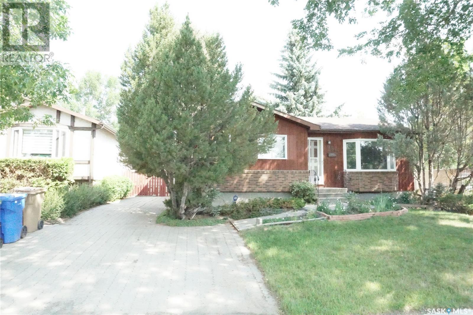 Photo 20 of 986 Garry Street N, Regina SK
