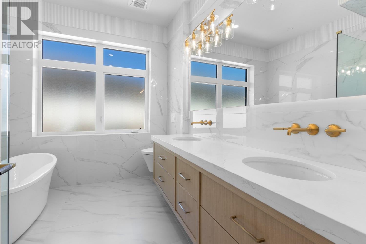 Photo 16 of 2246 W 20th Avenue, Vancouver BC