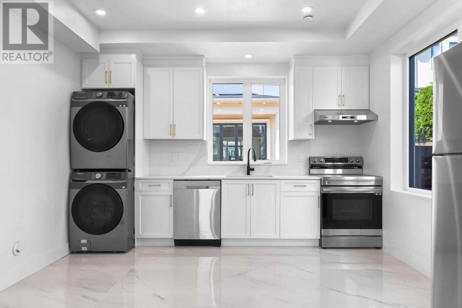Photo 36 of 2246 W 20th Avenue, Vancouver BC