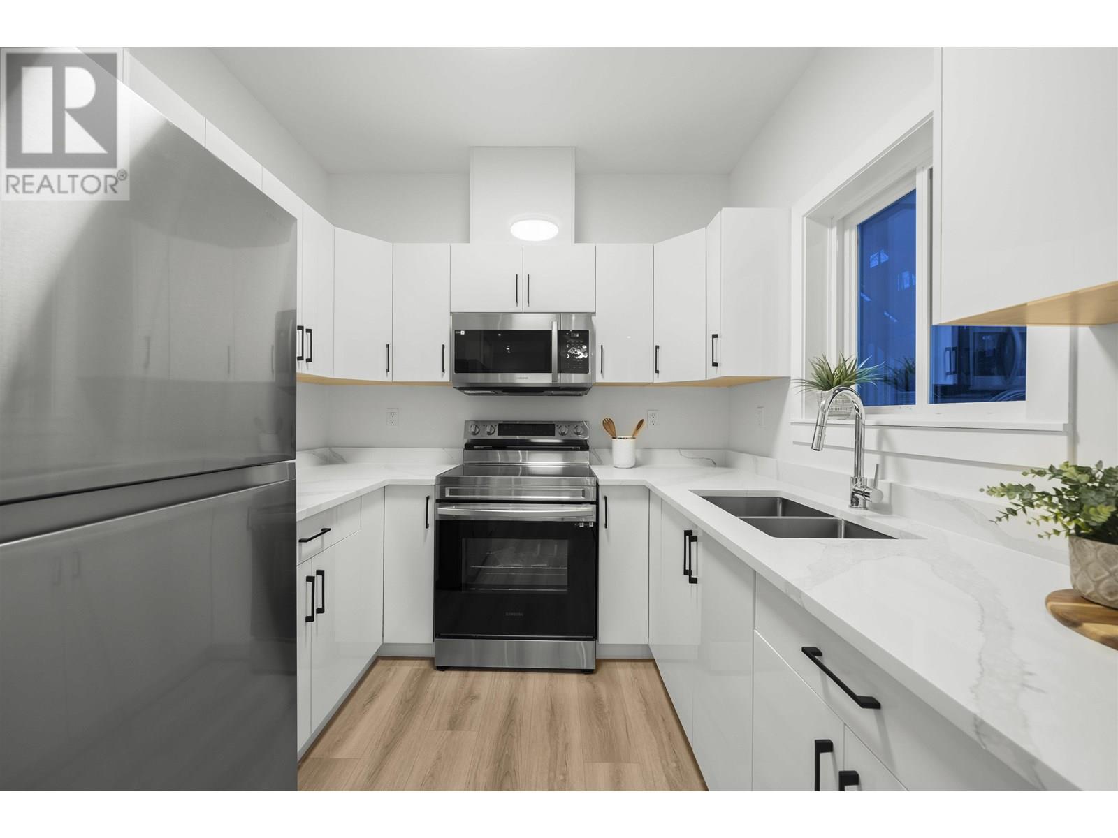 Photo 34 of 11018 243 B Street, Maple Ridge BC