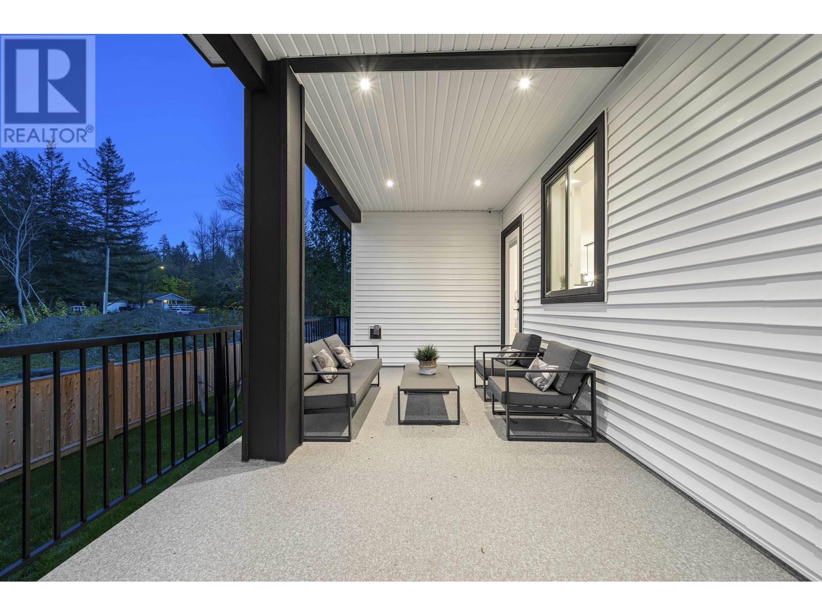 Photo 37 of 11018 243 B Street, Maple Ridge BC