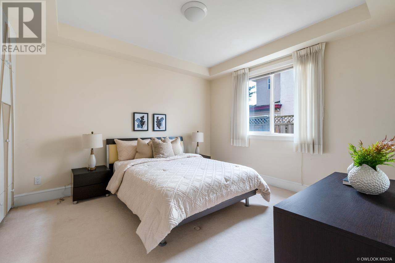 8100 MINLER Road, Richmond