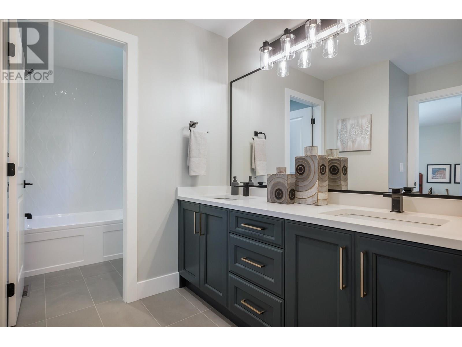 Photo 30 of 24461 Jenewein Drive, Maple Ridge BC