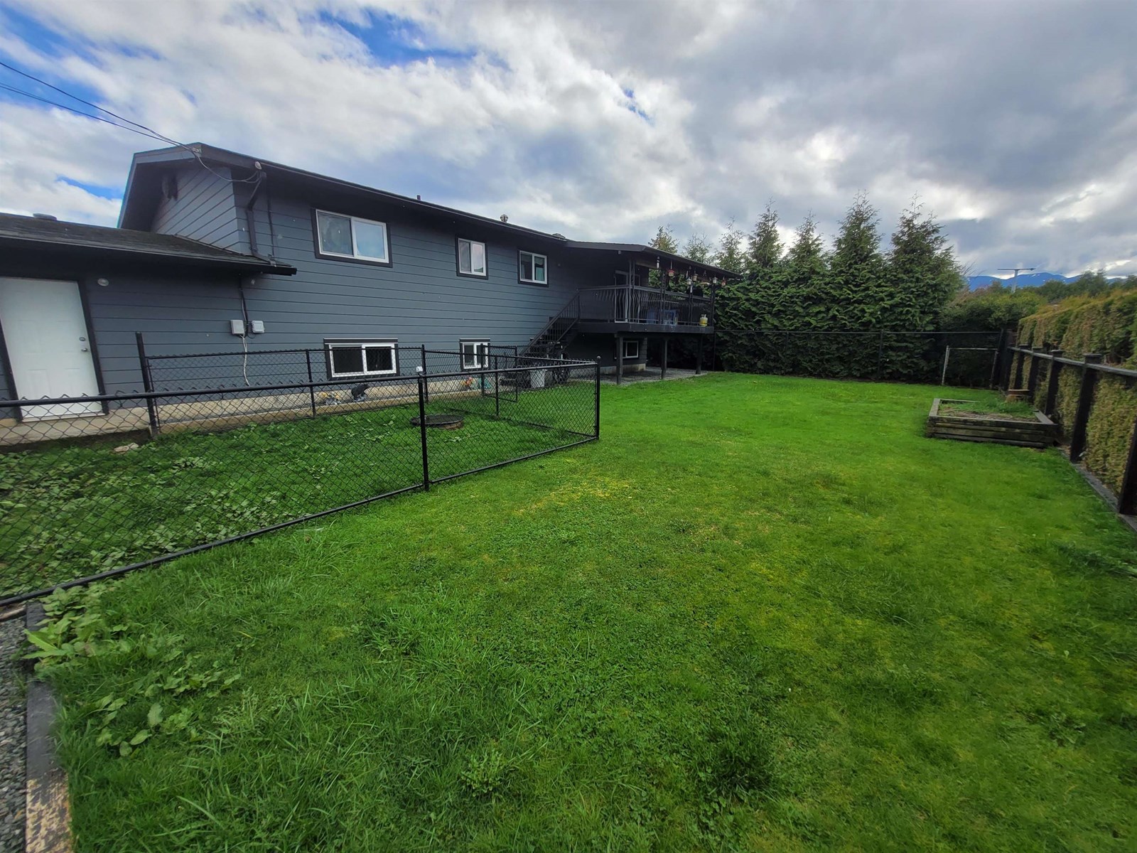 8789 BUTCHART STREET, Chilliwack Proper South, Chilliwack