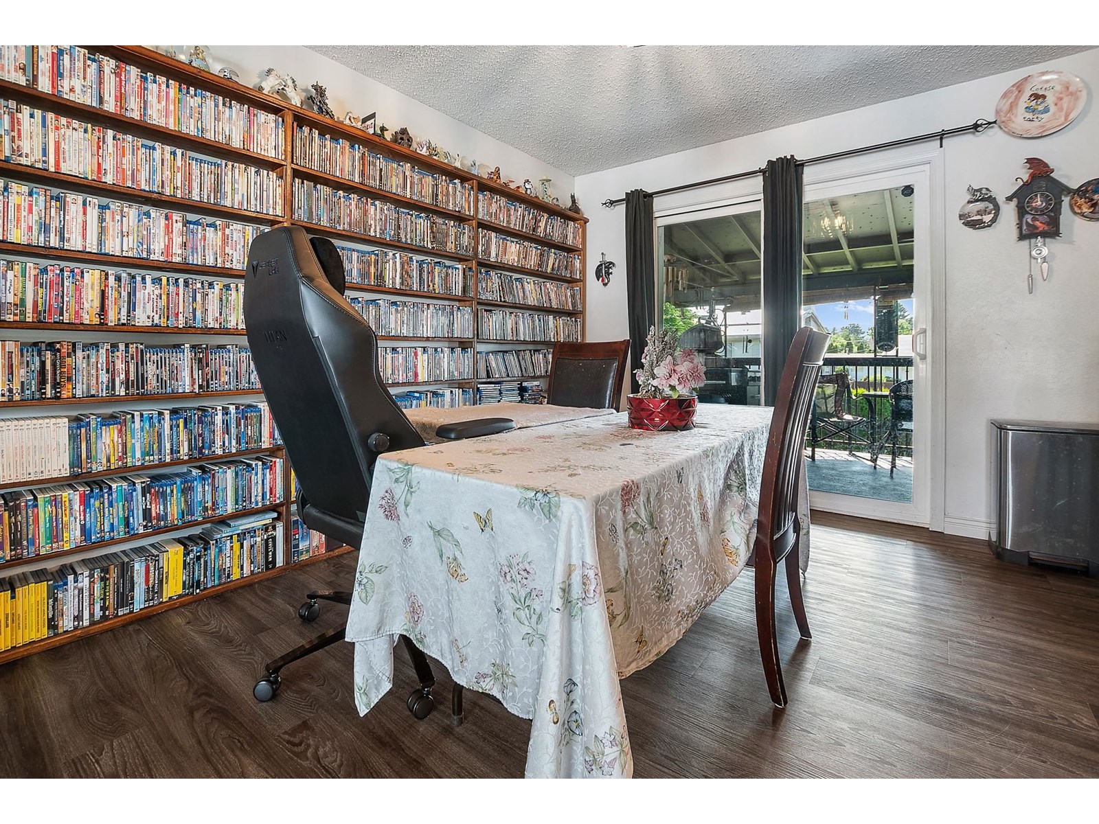 8789 BUTCHART STREET, Chilliwack Proper South, Chilliwack