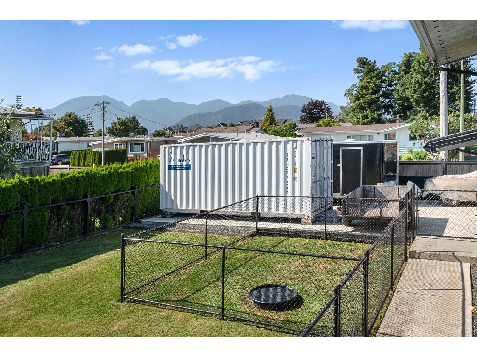8789 BUTCHART STREET, Chilliwack Proper South, Chilliwack