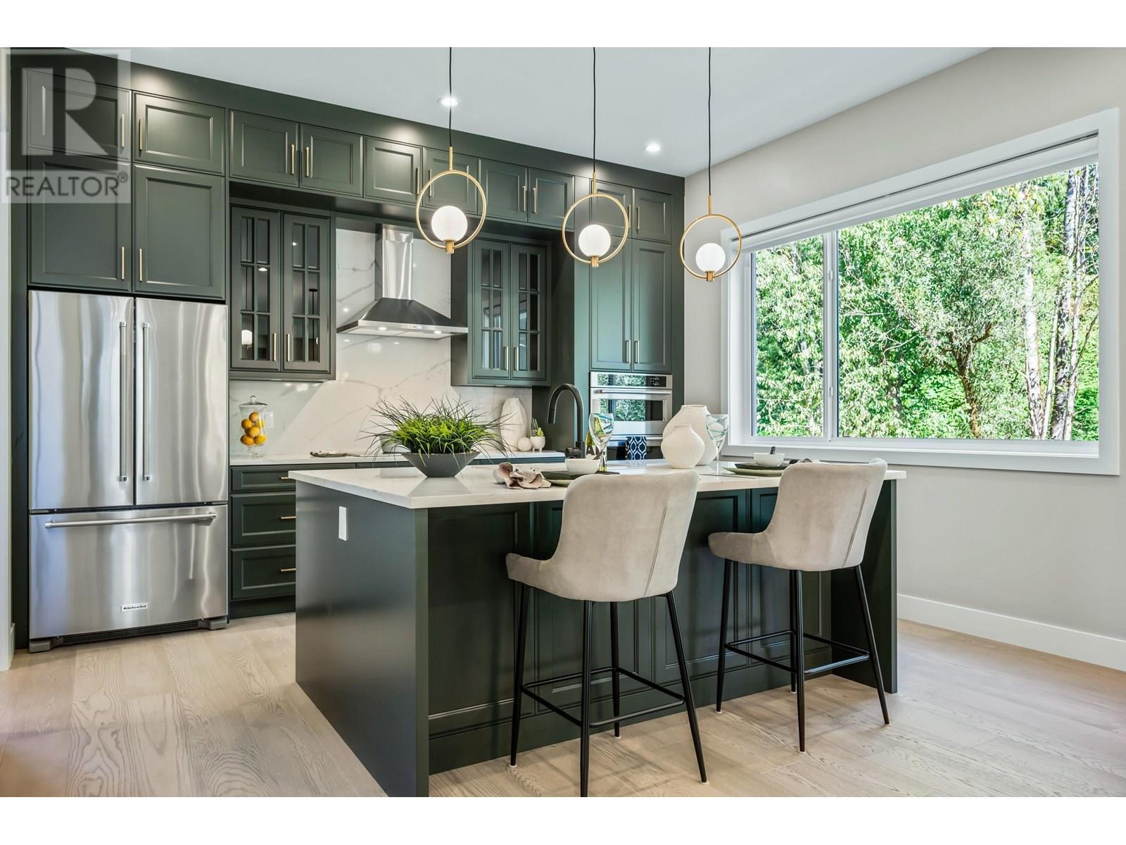 Photo 10 of 24461 Jenewein Drive, Maple Ridge BC