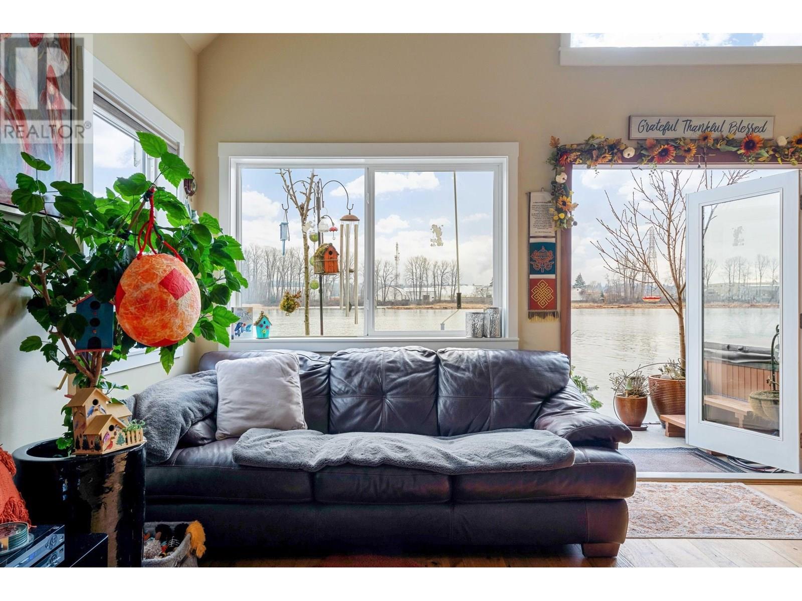Photo 18 of 7 750 South Dyke Road, New Westminster BC