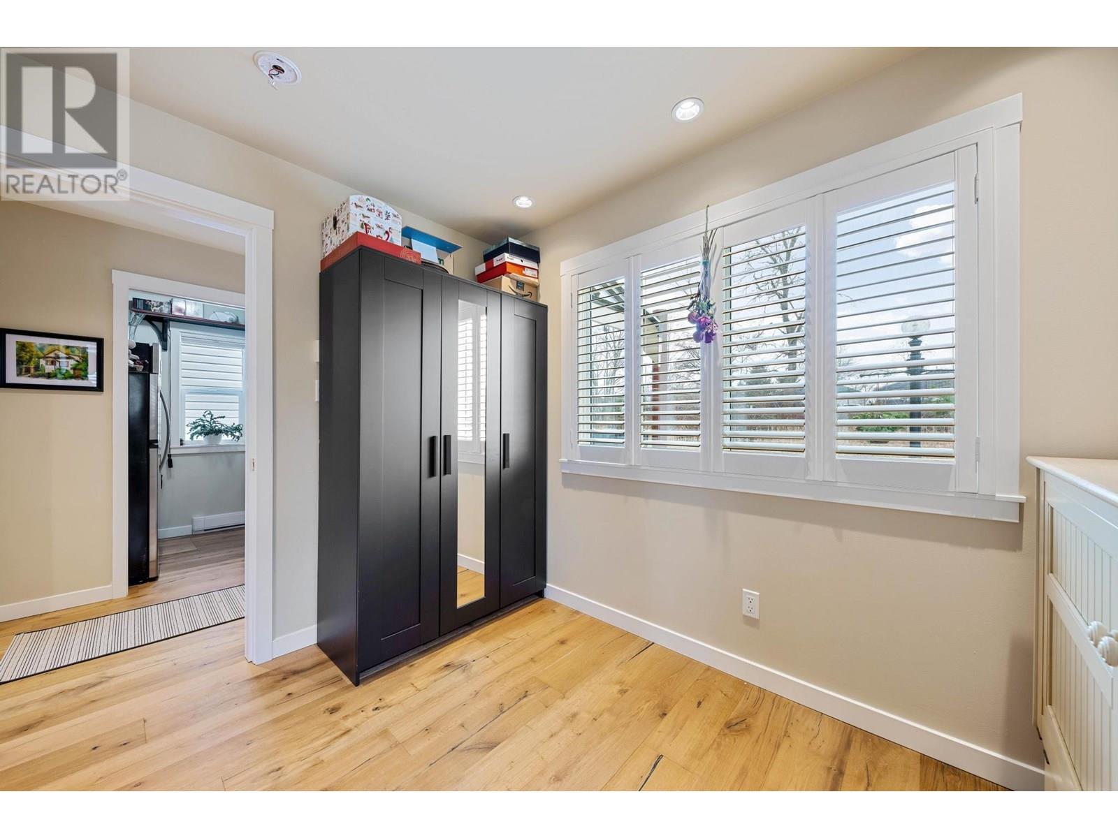 Photo 10 of 7 750 South Dyke Road, New Westminster BC