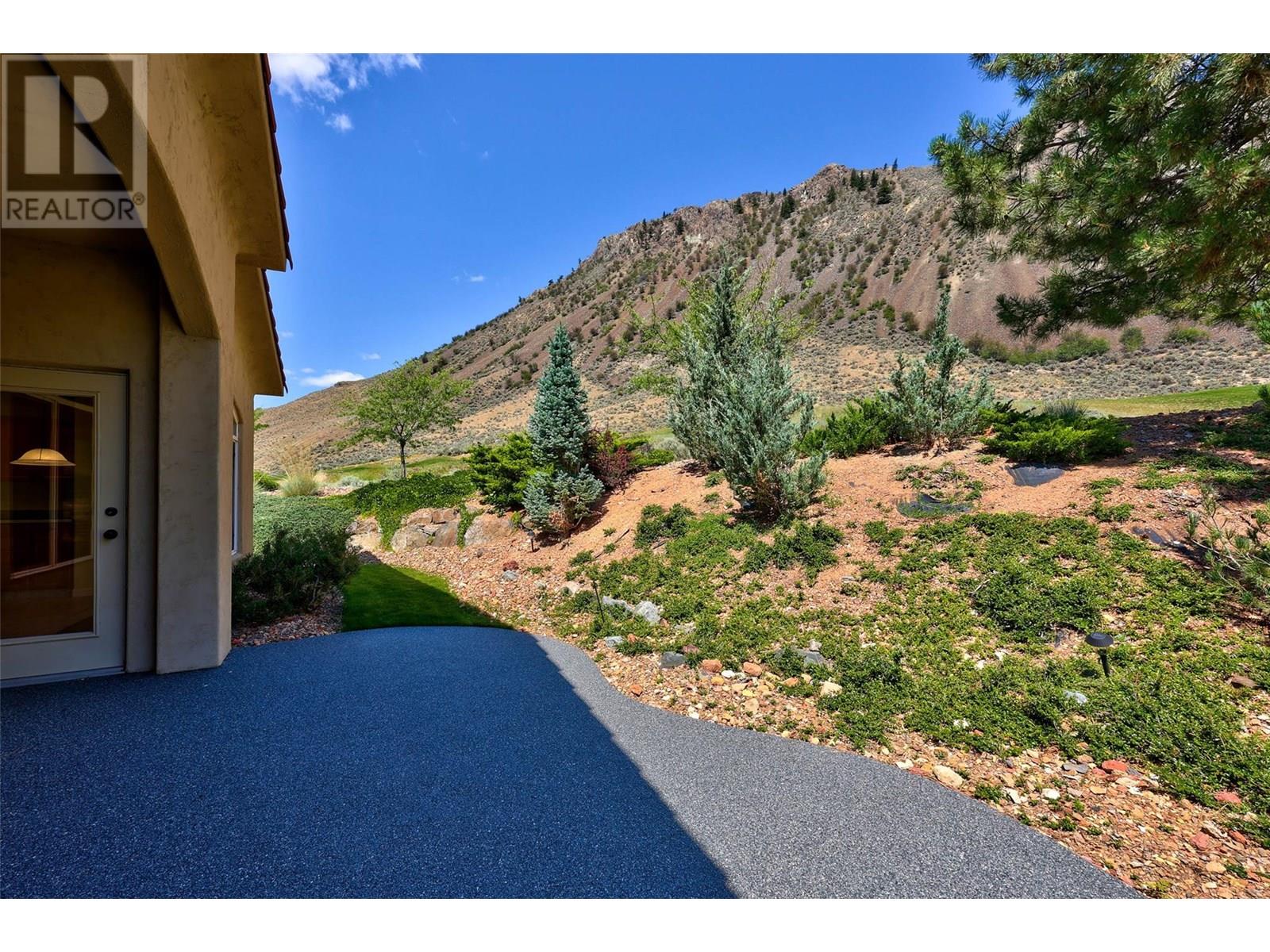 Photo 15 of 765 Rosewood Crescent, Kamloops BC