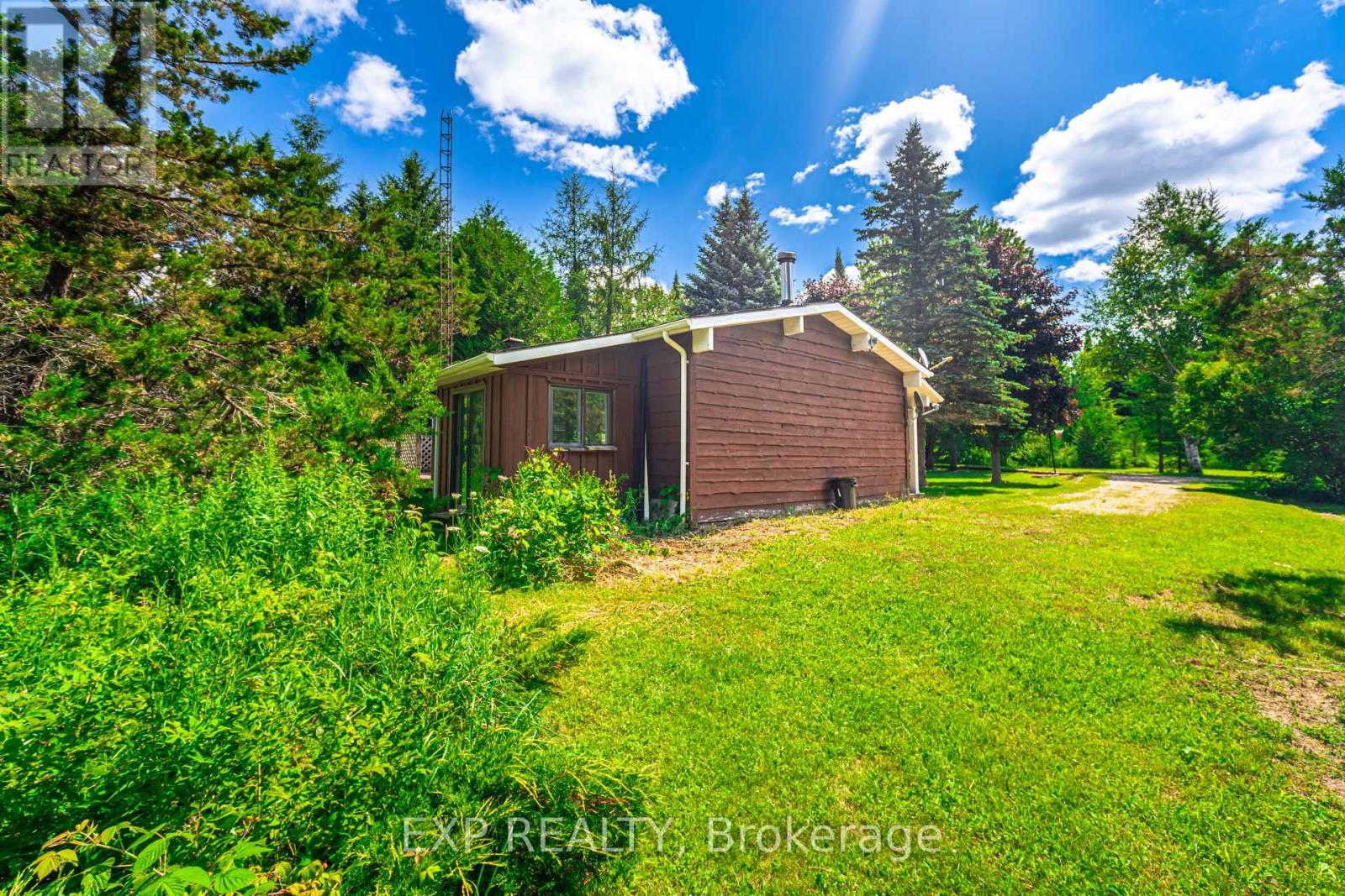 Photo 43 of 111490 Grey County Road 14, Southgate ON
