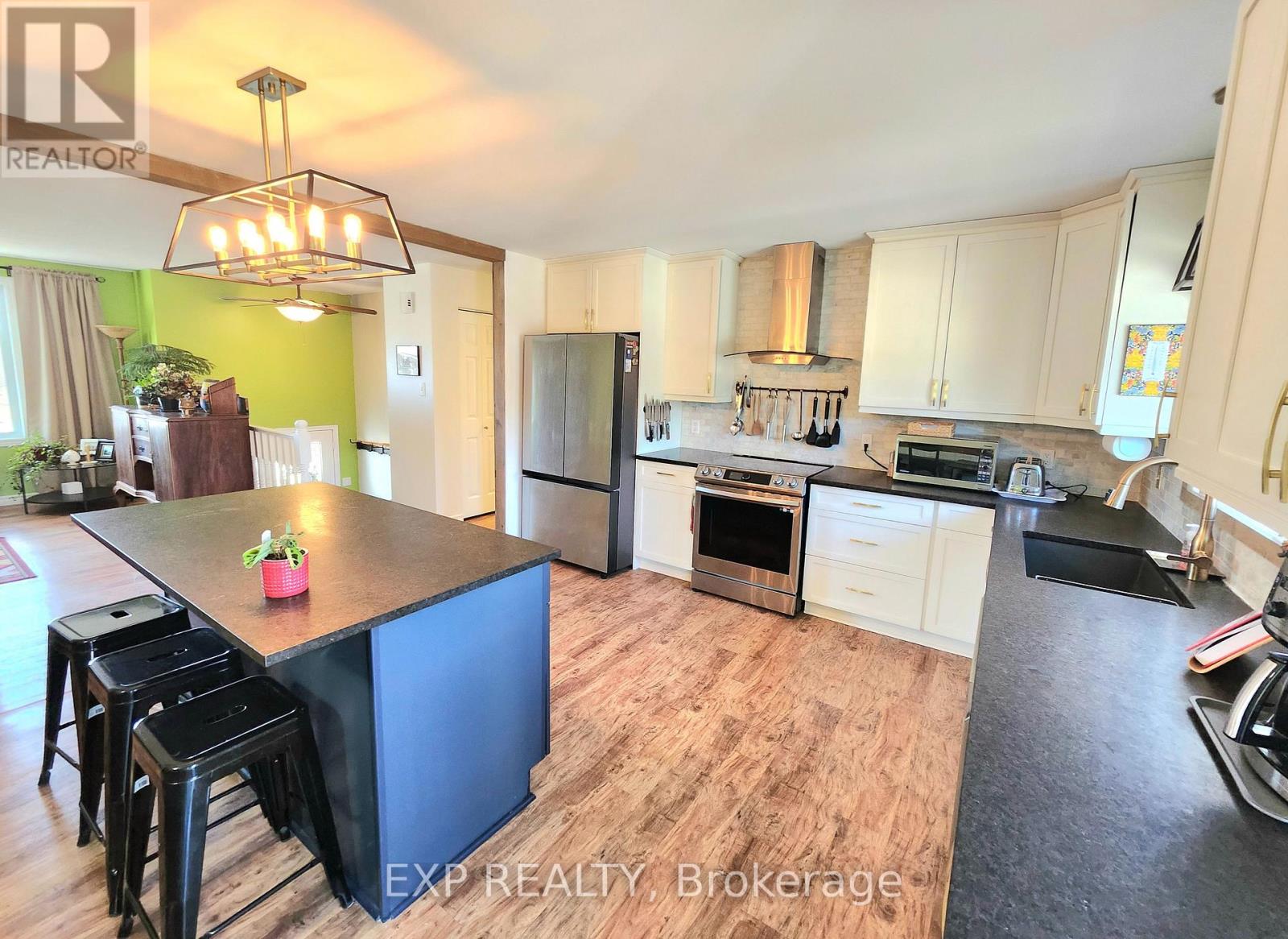 Photo 5 of 4020 Glen Smail Road, Augusta ON