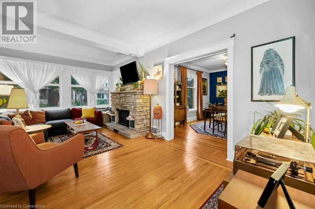 Photo 15 of 48 Balmoral Avenue S Unit Upper, Hamilton ON