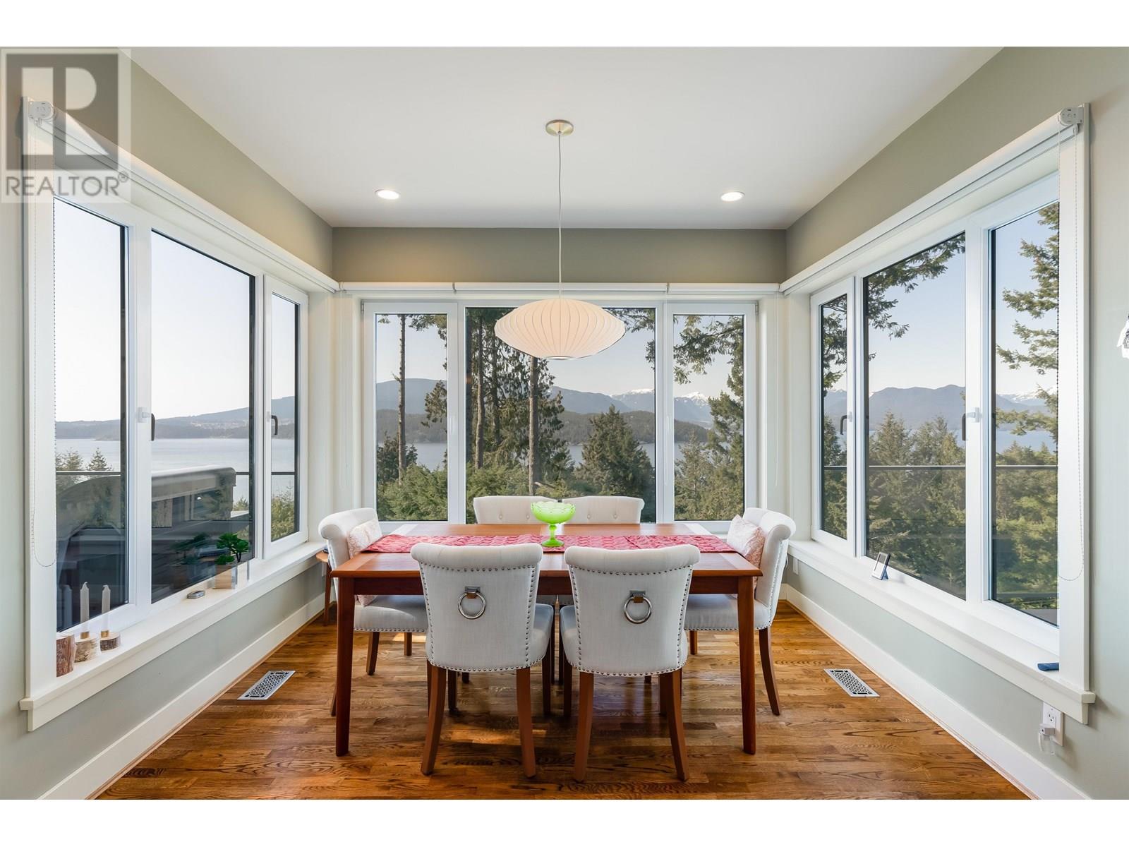 894 SCHOONER LANE, Bowen Island