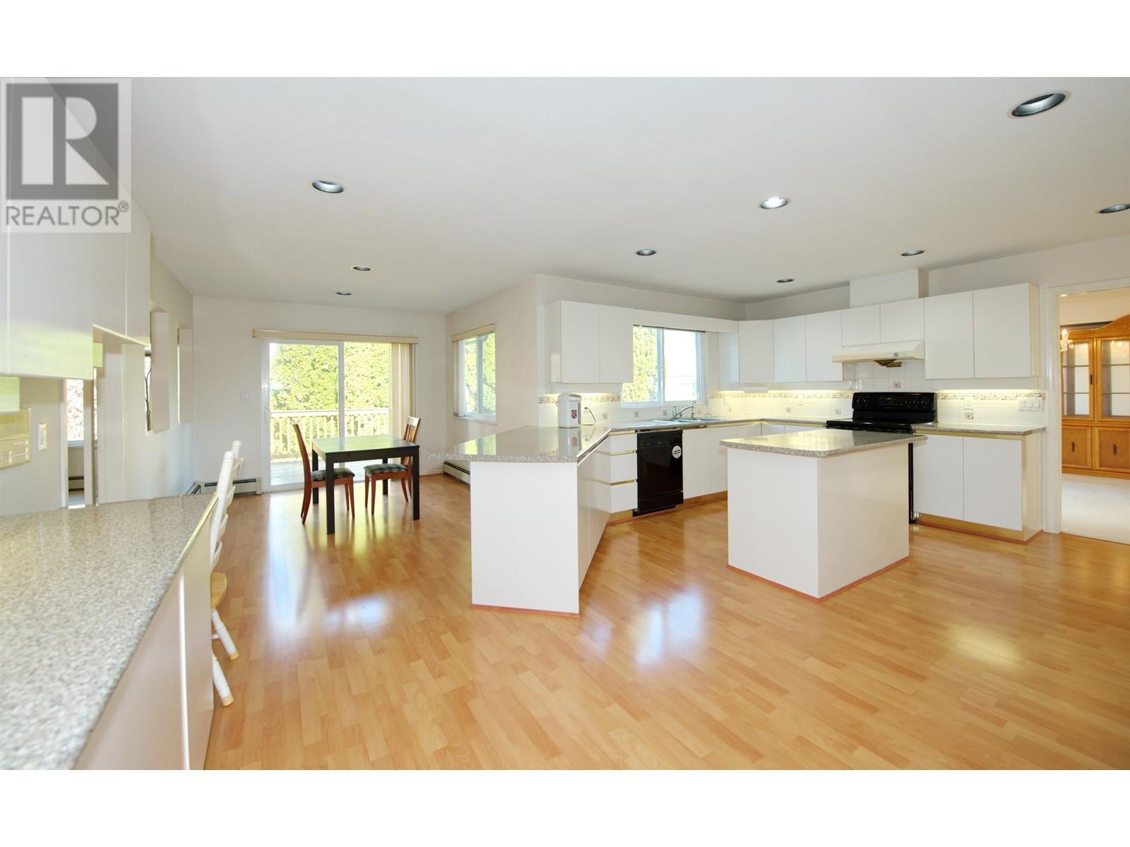Photo 8 of 5609 Wilson Court, Richmond BC