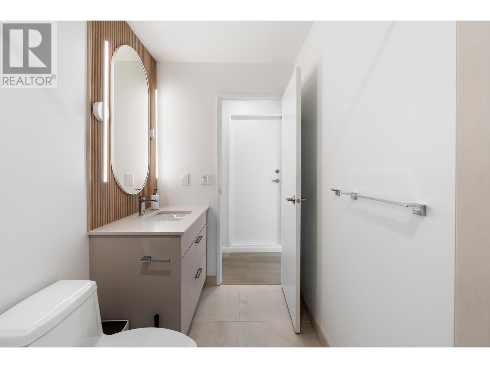 Photo 31 of 4863 Cambridge Street, Burnaby BC