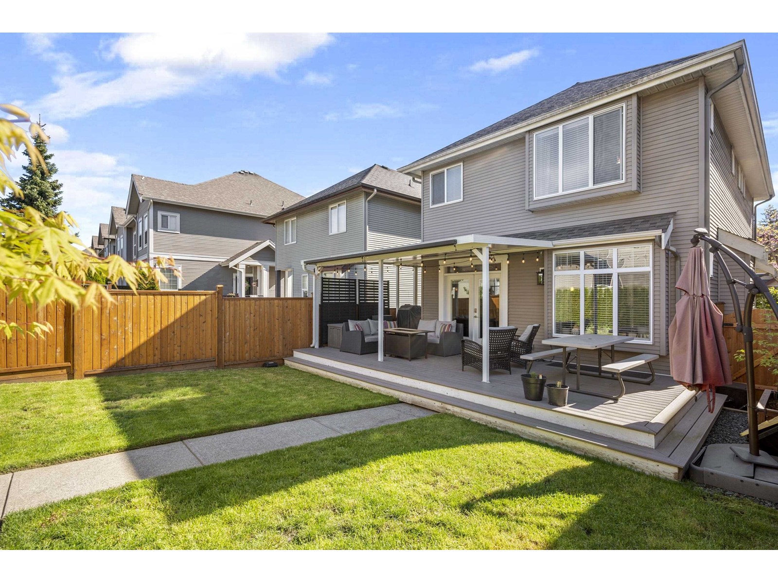 Photo 34 of 6867 208 A Street, Langley BC