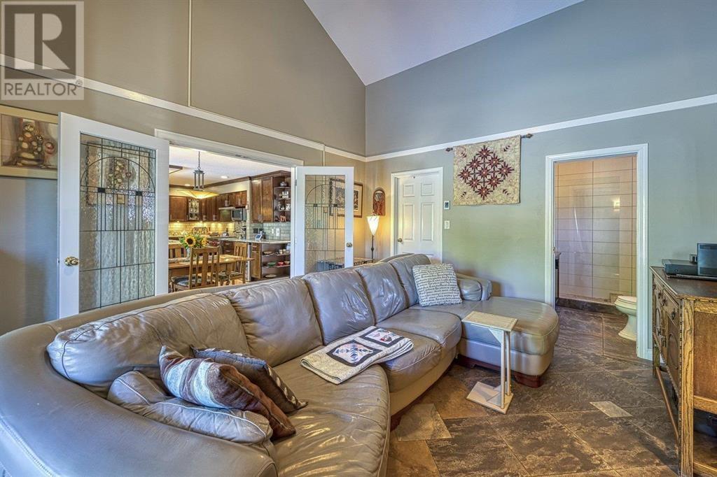 Photo 13 of 8184 East Boulevard, Vancouver BC