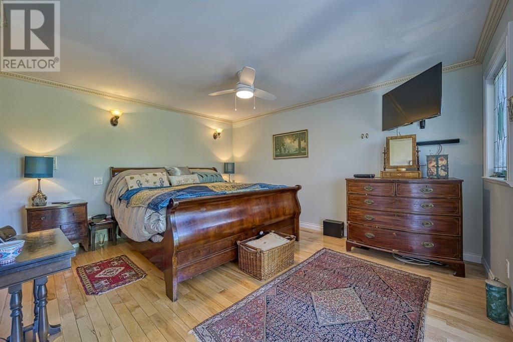 Photo 17 of 8184 East Boulevard, Vancouver BC