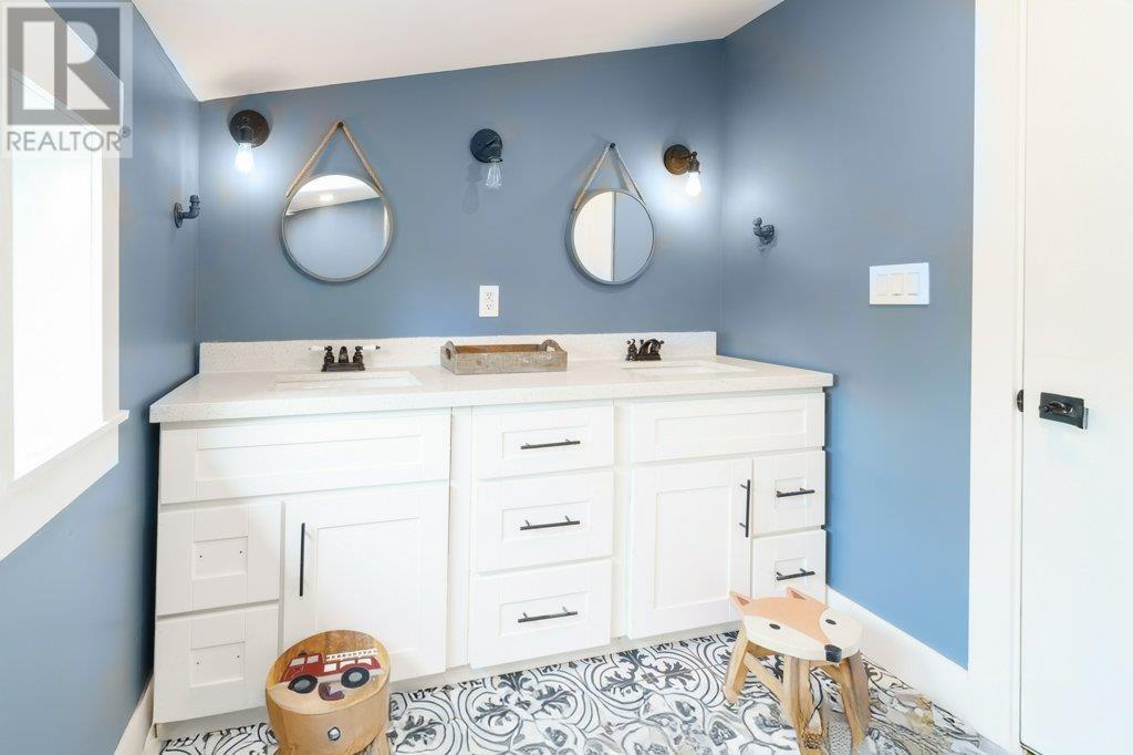 Photo 27 of 20831 River Road, Maple Ridge BC