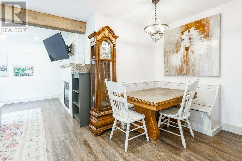 Photo 9 of 20831 River Road, Maple Ridge BC